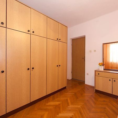 Apartmani Darinka Башка-Вода Екстер'єр фото
