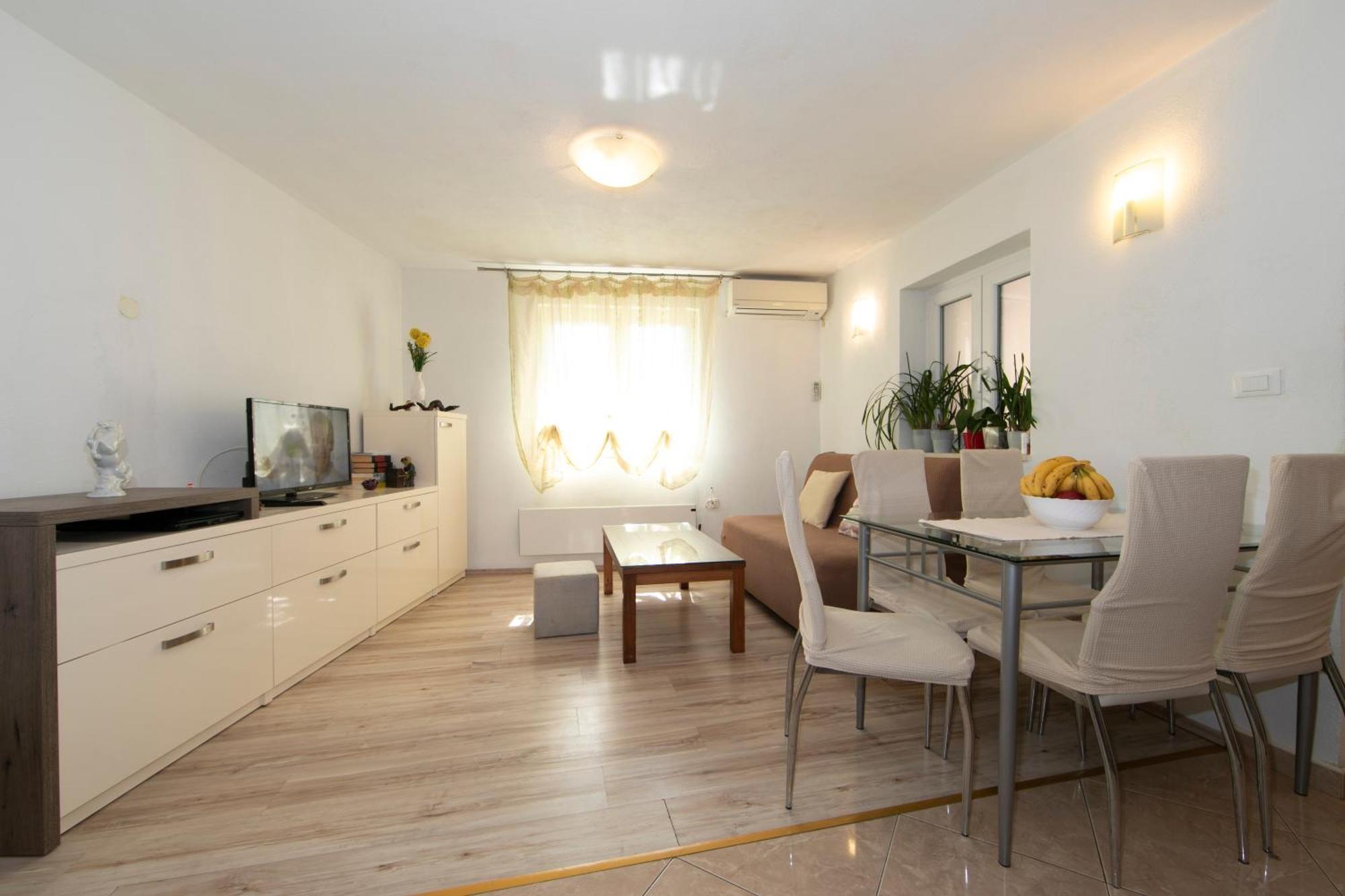Apartmani Darinka Башка-Вода Екстер'єр фото