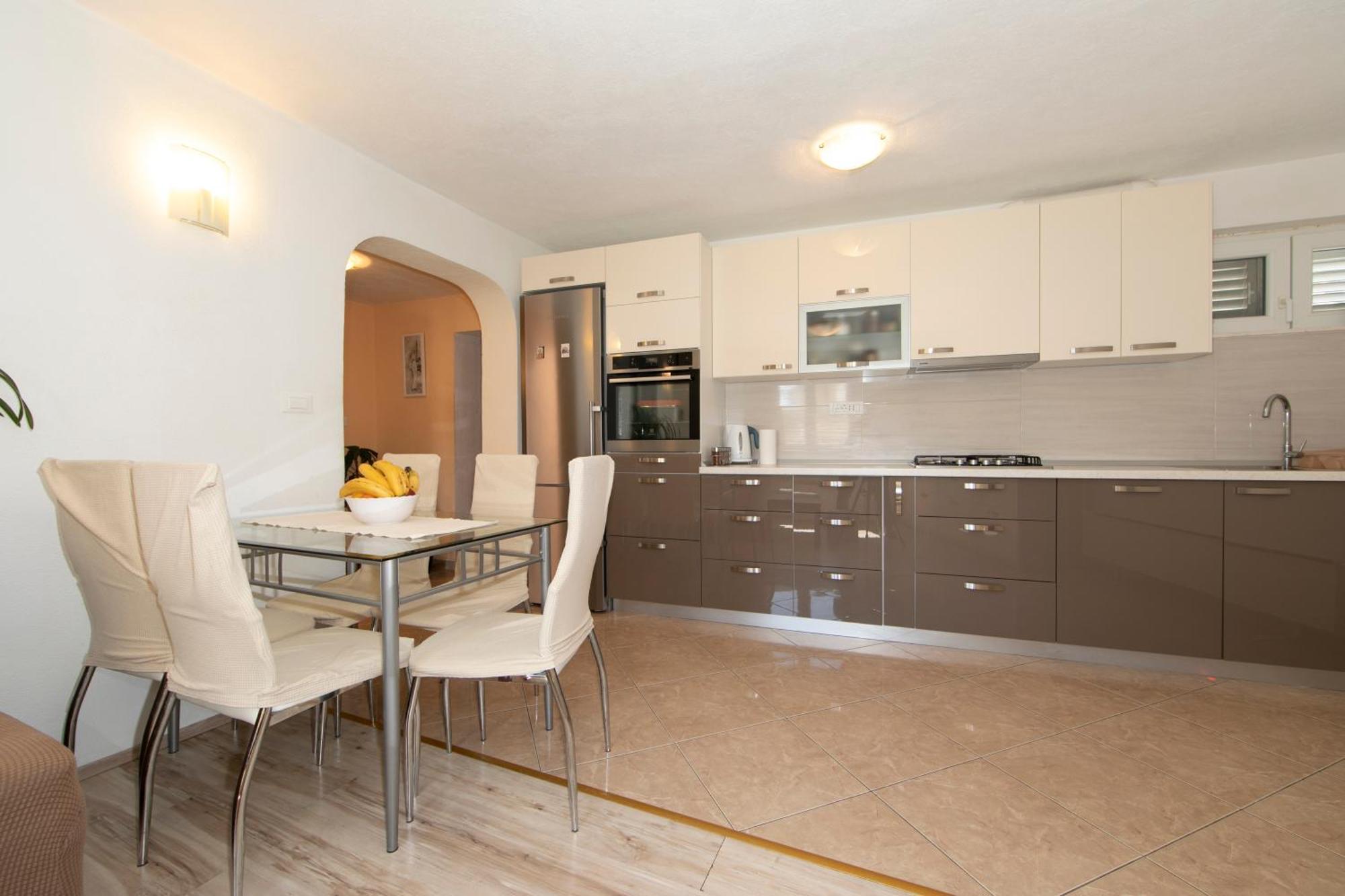 Apartmani Darinka Башка-Вода Екстер'єр фото
