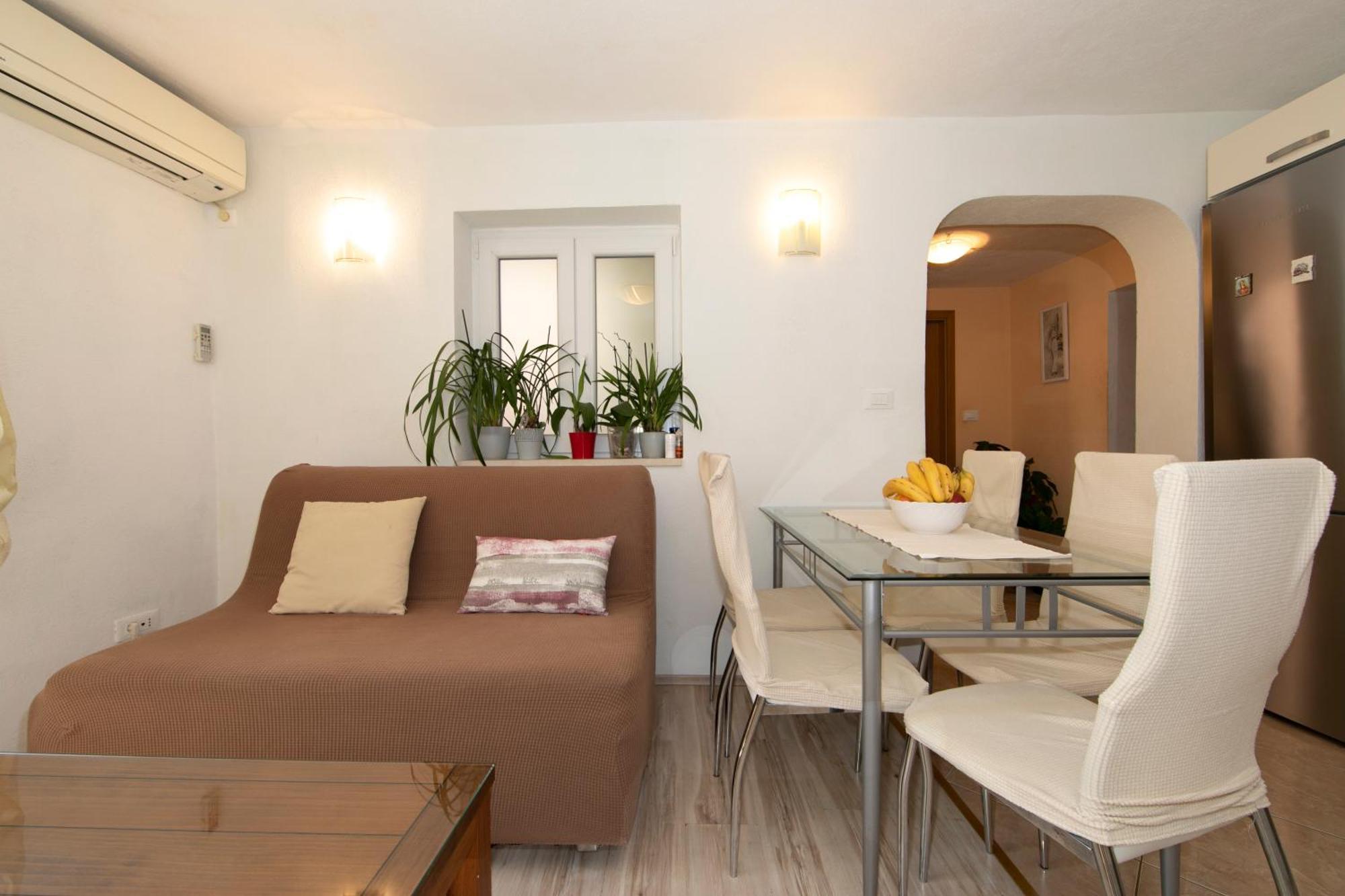 Apartmani Darinka Башка-Вода Екстер'єр фото