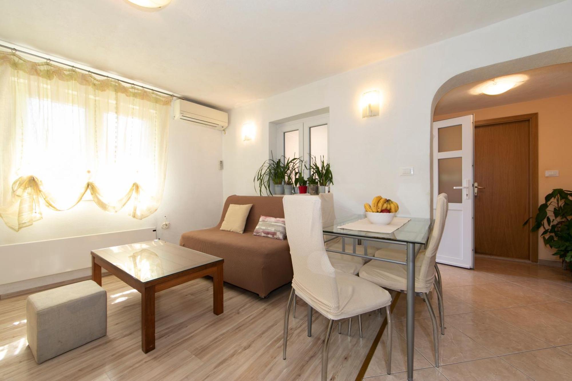 Apartmani Darinka Башка-Вода Екстер'єр фото