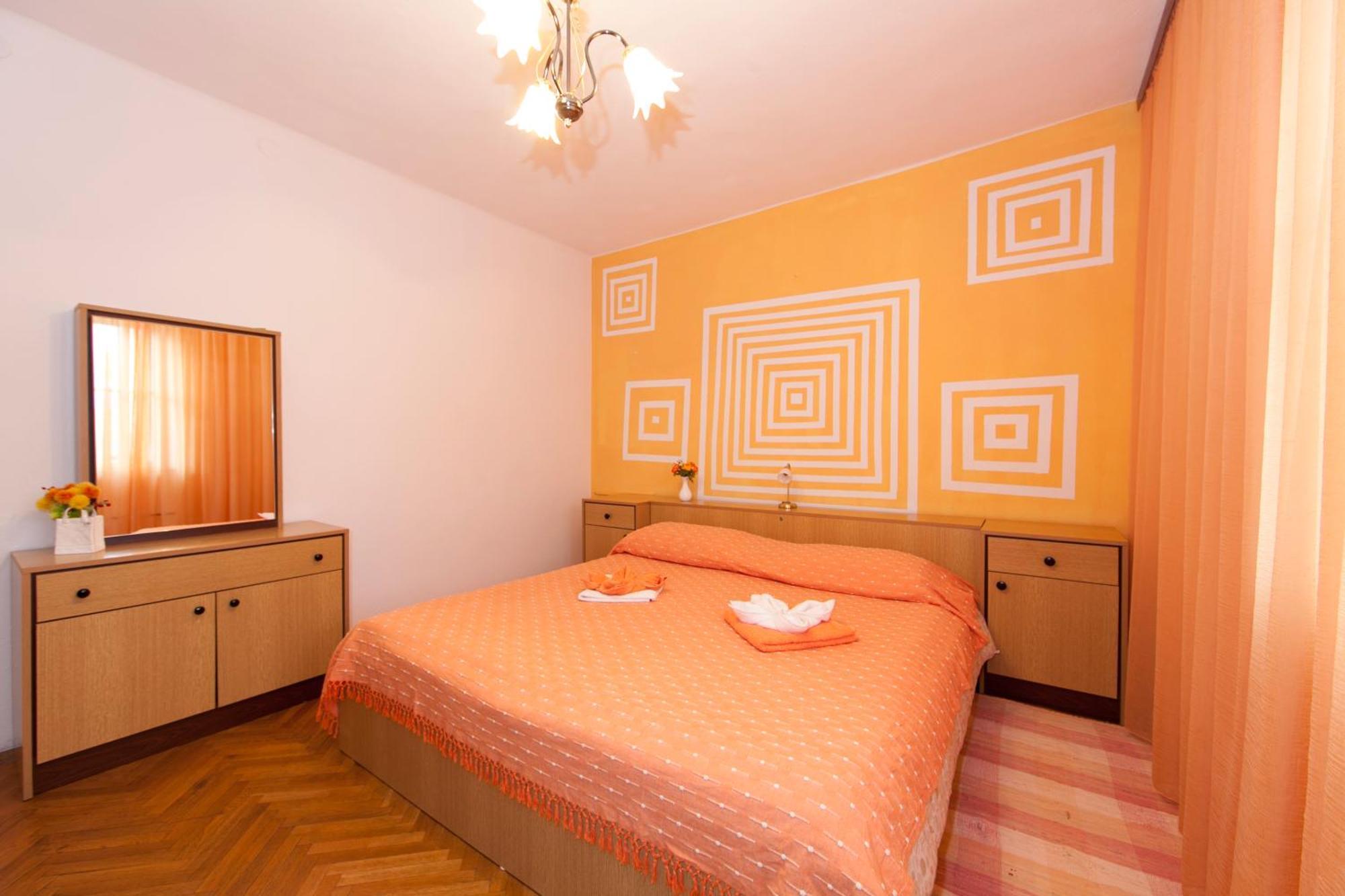 Apartmani Darinka Башка-Вода Екстер'єр фото