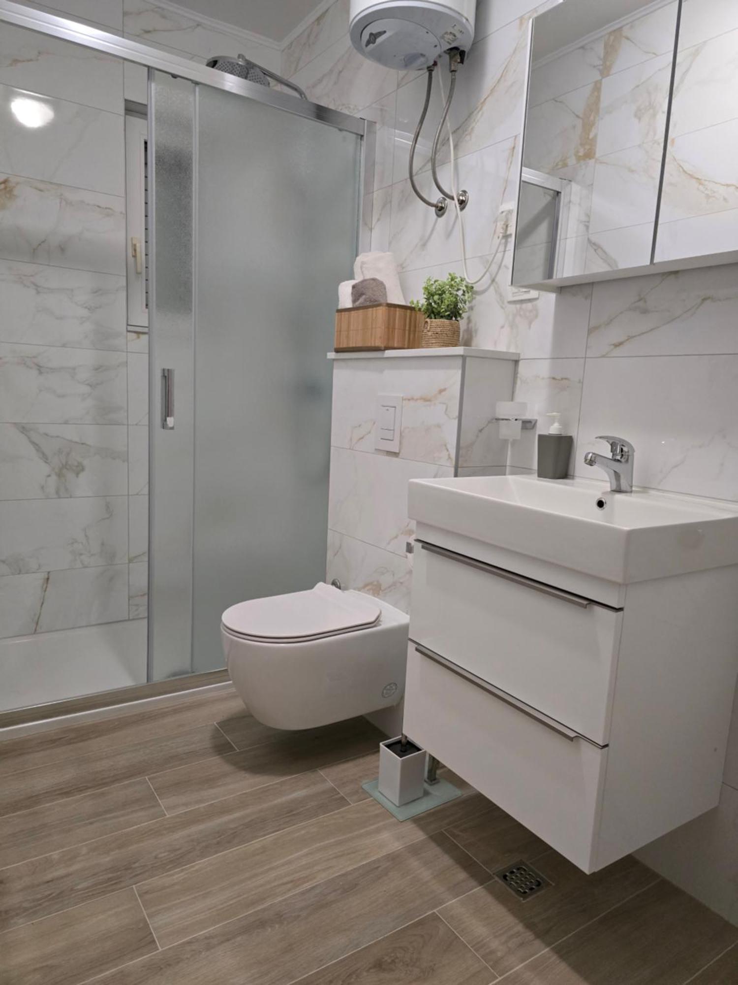 Apartmani Darinka Башка-Вода Екстер'єр фото
