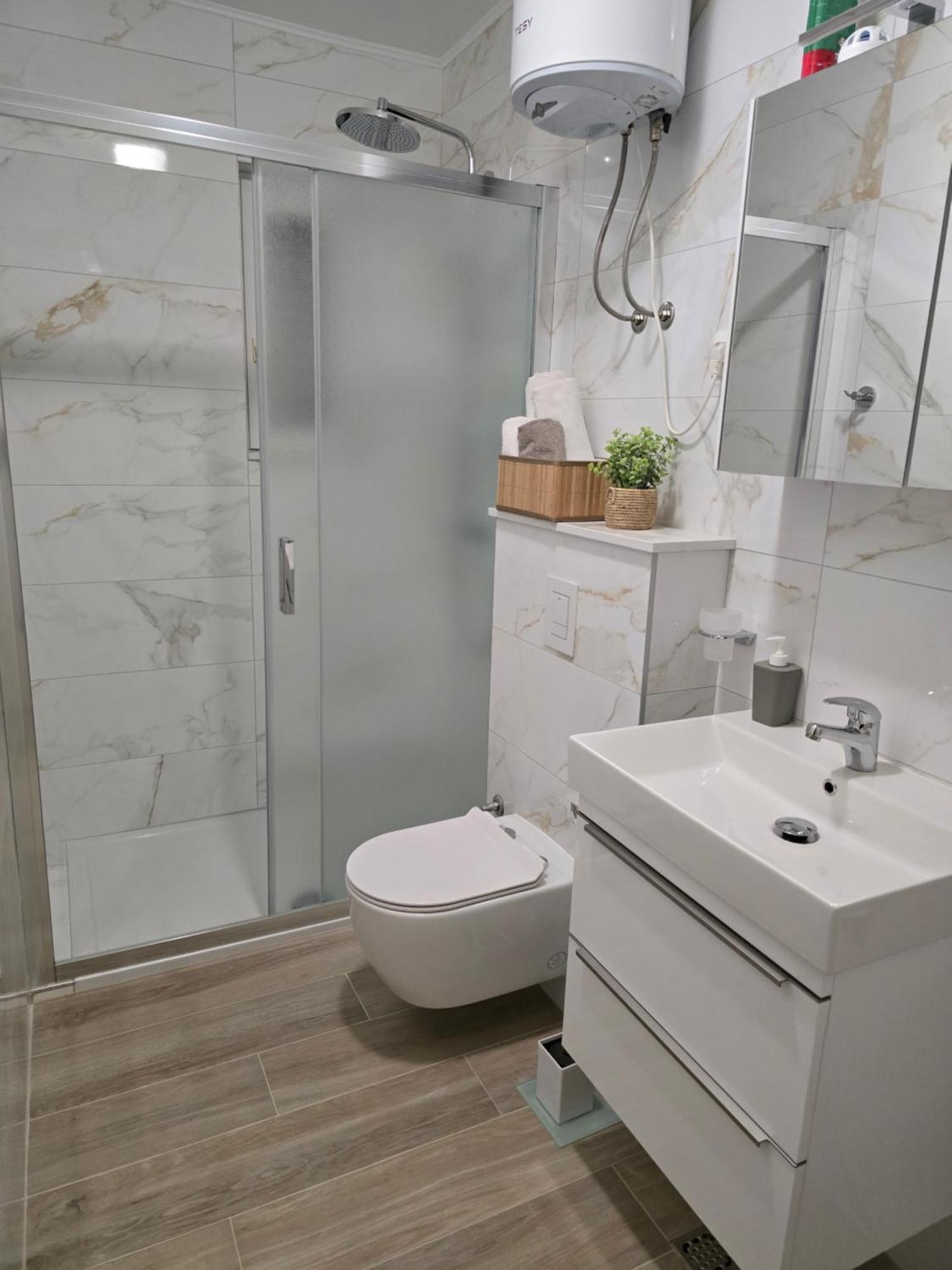 Apartmani Darinka Башка-Вода Екстер'єр фото