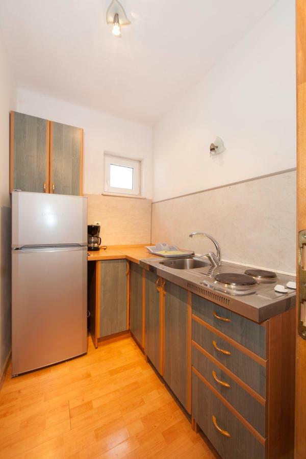 Apartmani Darinka Башка-Вода Екстер'єр фото