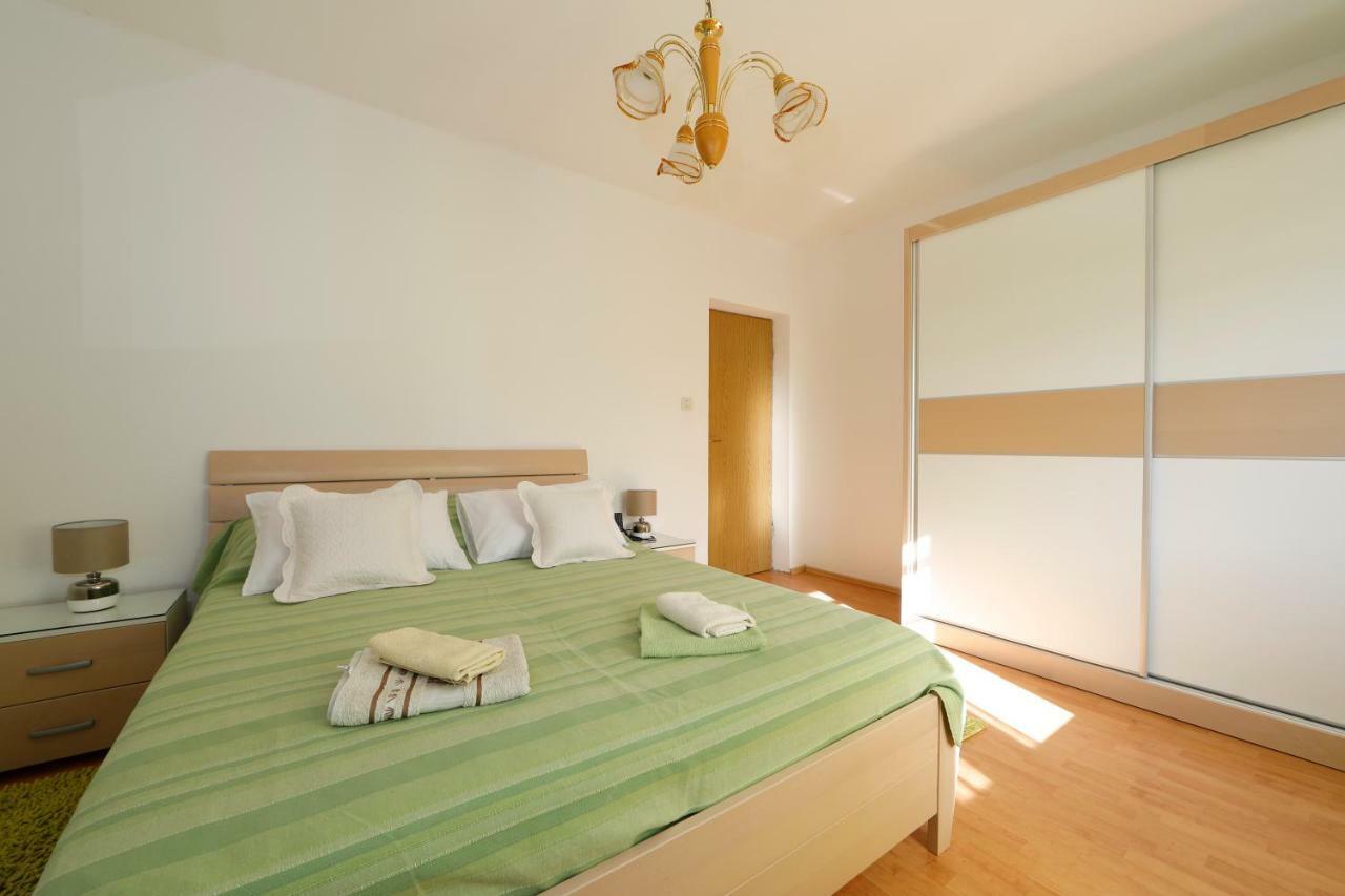 Apartmani Darinka Башка-Вода Екстер'єр фото
