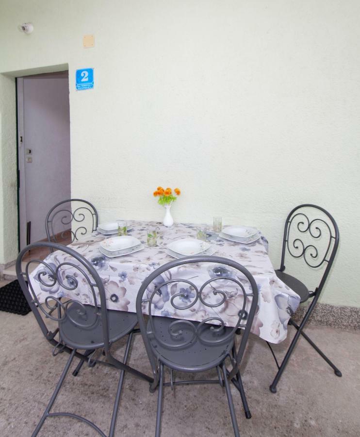 Apartmani Darinka Башка-Вода Екстер'єр фото