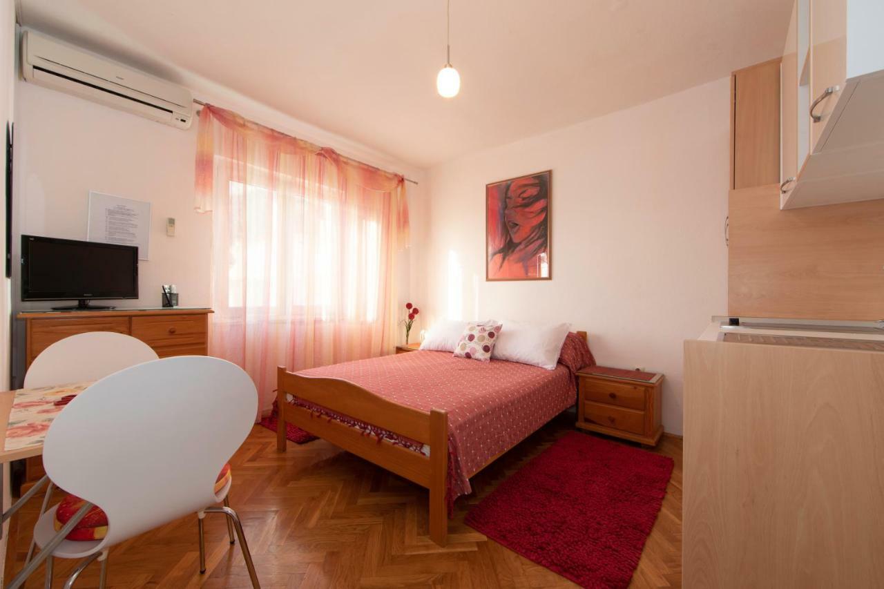 Apartmani Darinka Башка-Вода Екстер'єр фото
