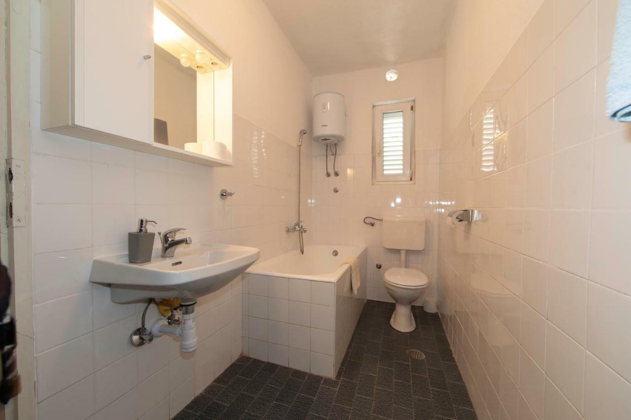 Apartmani Darinka Башка-Вода Екстер'єр фото