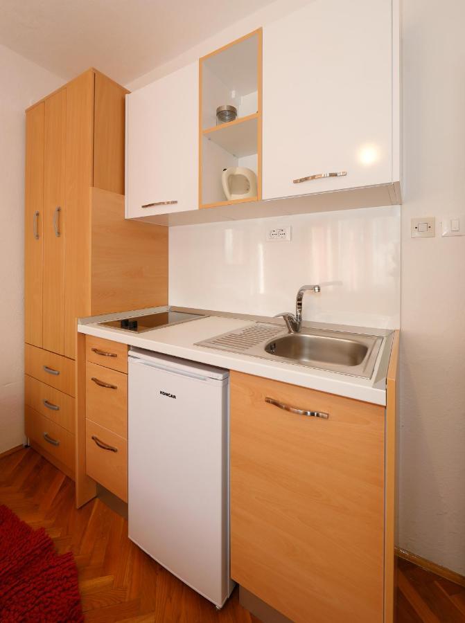 Apartmani Darinka Башка-Вода Екстер'єр фото