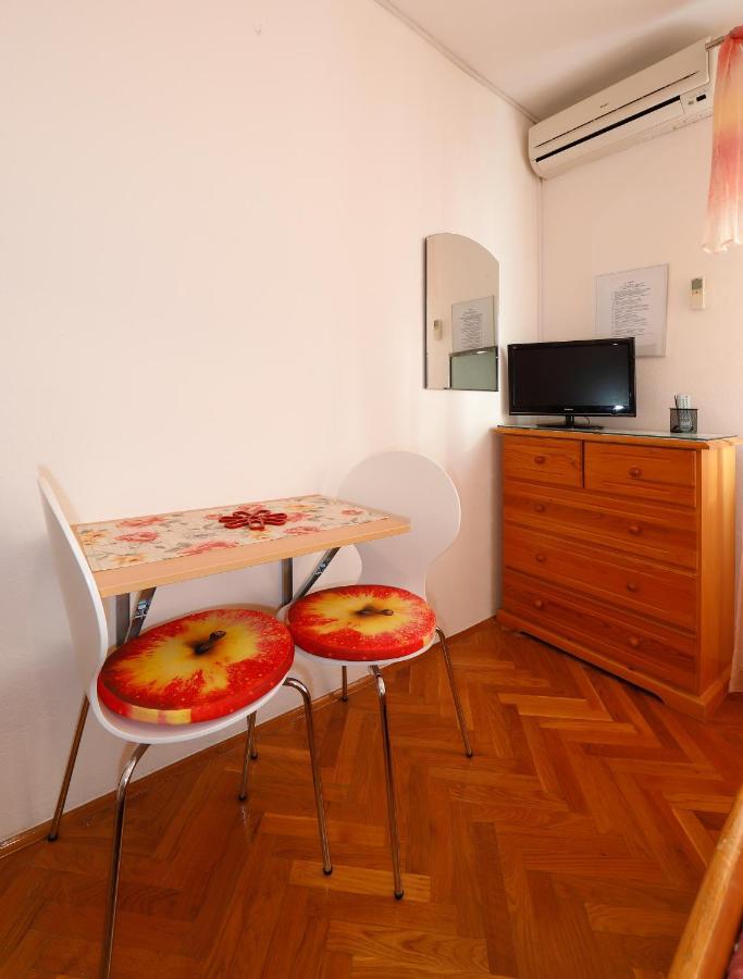Apartmani Darinka Башка-Вода Екстер'єр фото