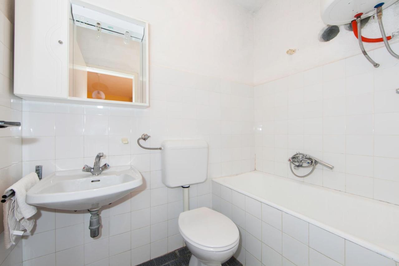 Apartmani Darinka Башка-Вода Екстер'єр фото